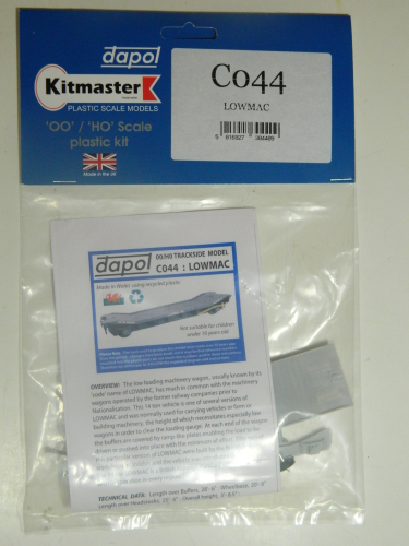 Dapol C044 OO Low Mac Plastic Kit