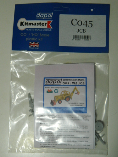 Dapol C045 OO JCB Plastic Kit