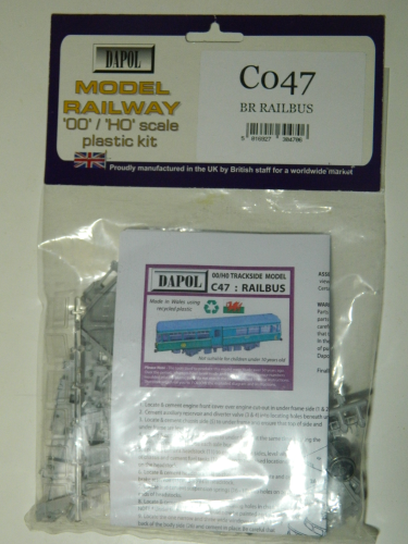 Dapol C047 OO Railbus Plastic Kit