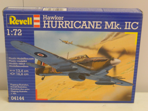 04144 1:72 Hawker Hurricane Mk. IIC Plastic Kit