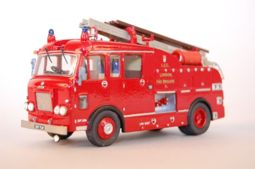 FBM07 1:48 Dennis F106 Pump - London Fire Brigade - Built & Painted