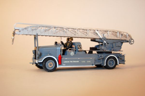 FBM97 1:48 Dennis Merryweather Turntable Ladder - National Fire Service (NFS) - Built & Painted