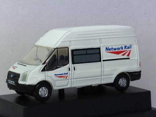 NFT005 N Gauge Ford Transit - Network Rail