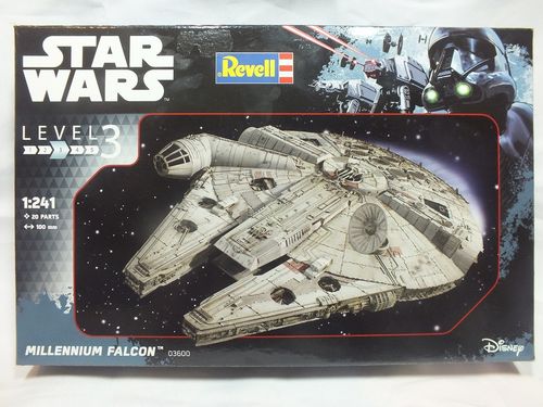 03600 Star Wars Millennium Falcon 1:241 Scale