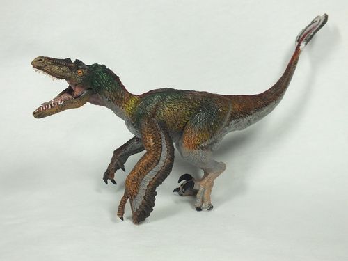 55055 Feathered Velociraptor